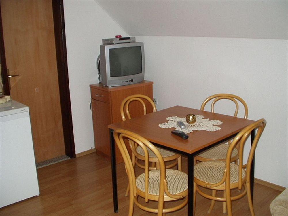 Готель House Spehar Селище Дрежницько Екстер'єр фото